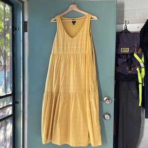 GAP Tiered V-Neck Maxi Dress